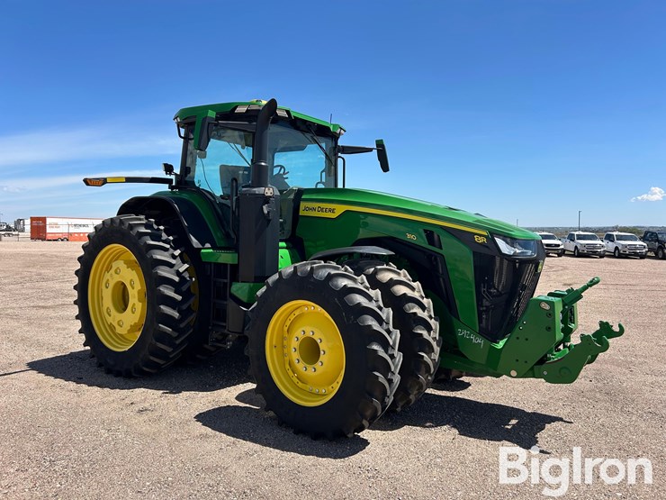 2024-john-deere-8r-310-image-3