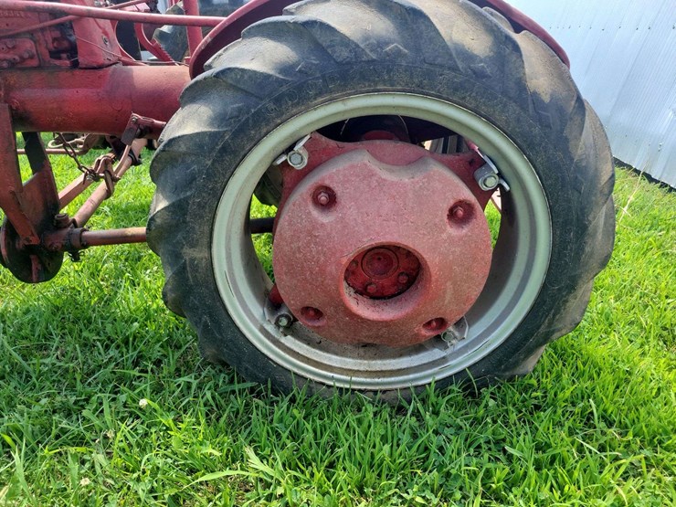 1949-farmall-cub-image-14