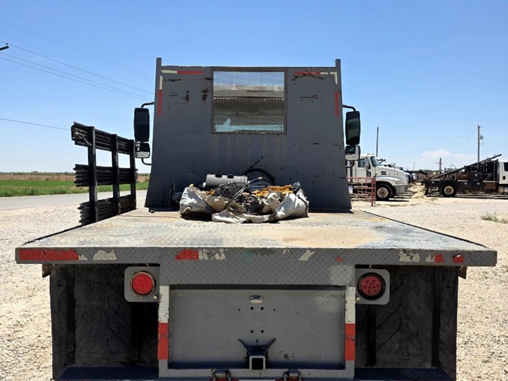 2013-international-durastar-4300-image-6