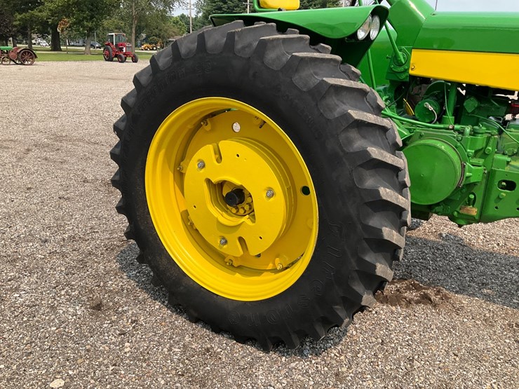 1959-john-deere-730-image-15