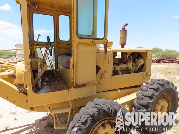 caterpillar-120-image-2