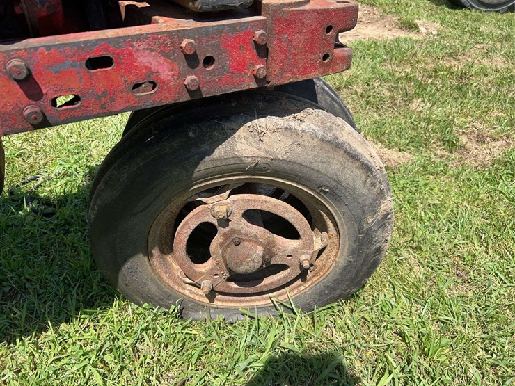 1954-farmall-super-h-image-26