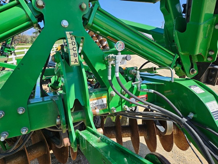 john-deere-2623vt-image-16