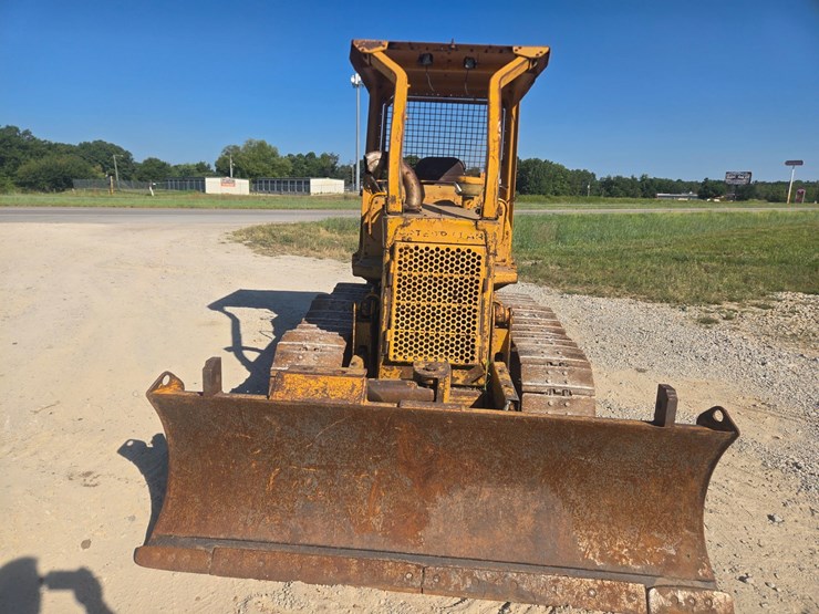 caterpillar-d3-image-16