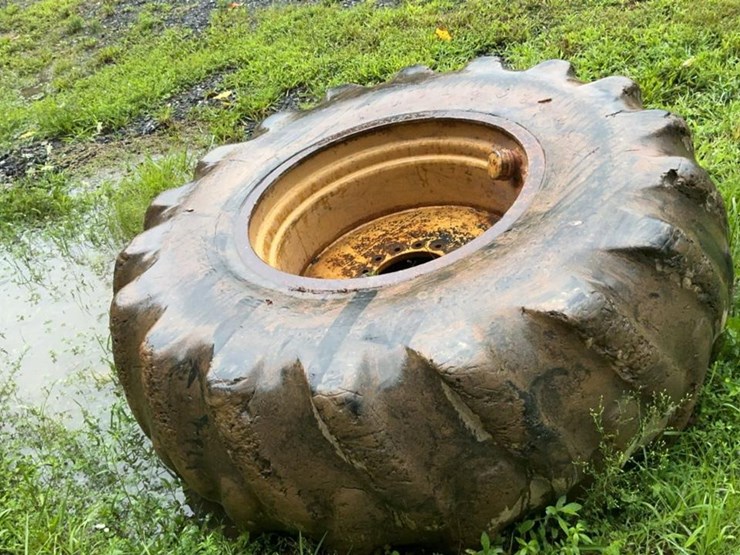 john-deere-640c-image-75