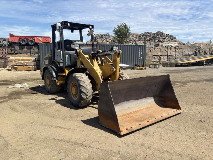 2014-caterpillar-907h2-image-2