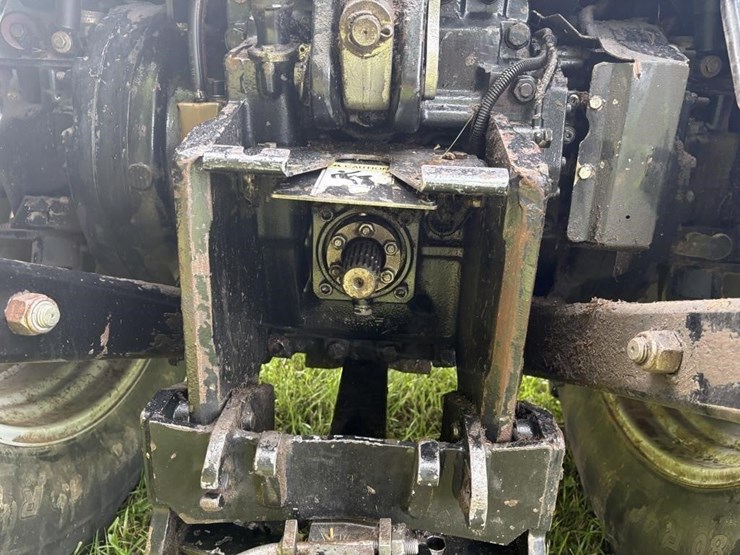 2004-agco-rt150-image-12