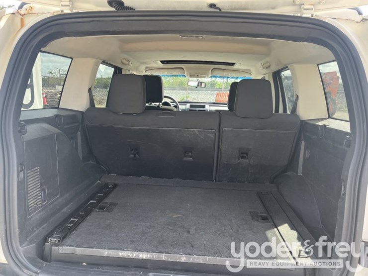 2006-dodge-nitro-image-33