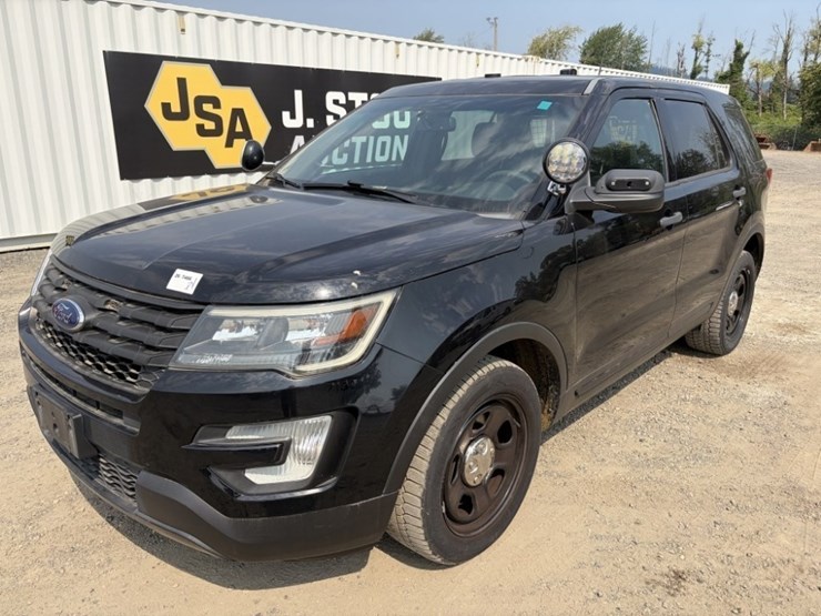 2017-ford-explorer-image-1