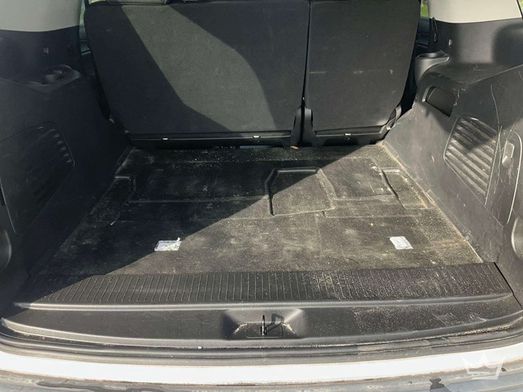 2020-chevrolet-tahoe-image-35