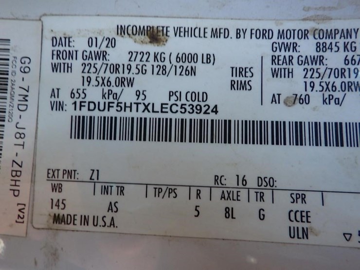 2020-ford-f550-image-42