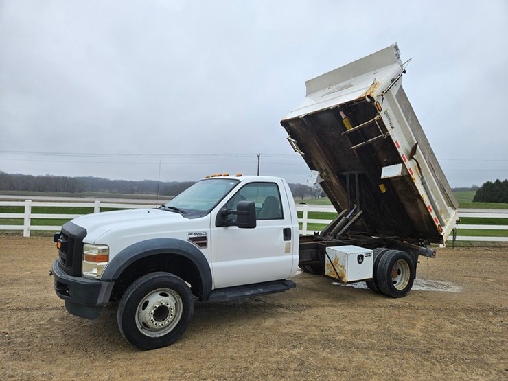 2009-ford-f550-image-9