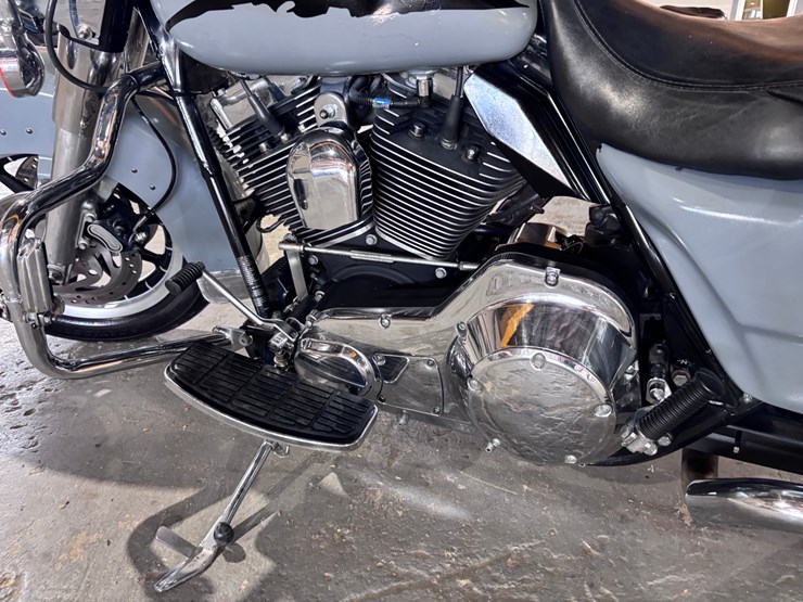 #35367-•-2004-harley-roadking-image-8