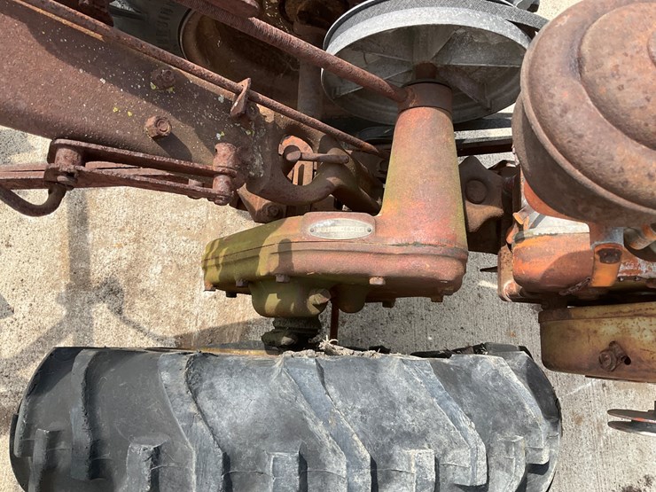 #5041-•-montgomery-ward-&-co.-walk-behind-tractor-with-cultivator-attachment-image-7
