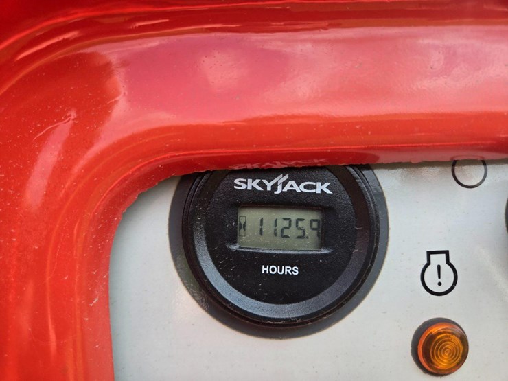 #103-•-2019-skyjack-sj63-boom-lift-image-8