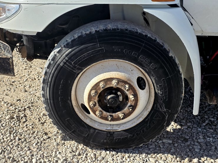 2015-international-durastar-4300-image-15