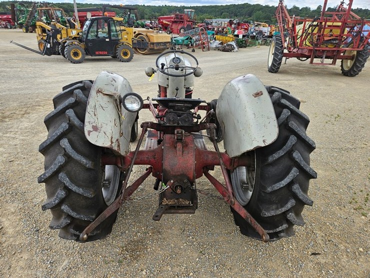 ford-800-image-4
