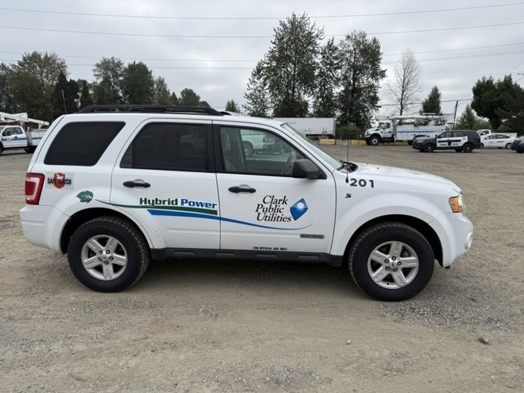 2008-ford-escape-image-3