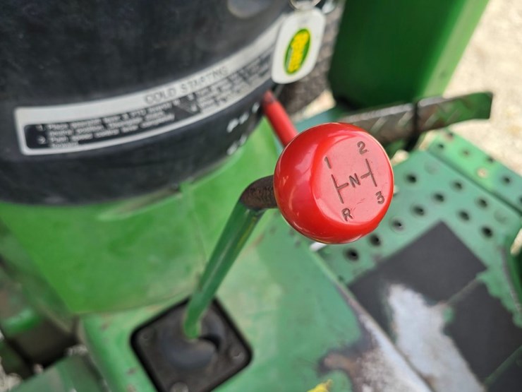 john-deere-1070-image-24