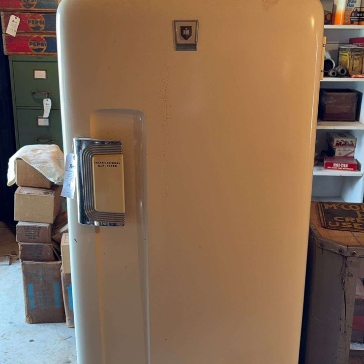 International Harvester UA-87 Refrigerator