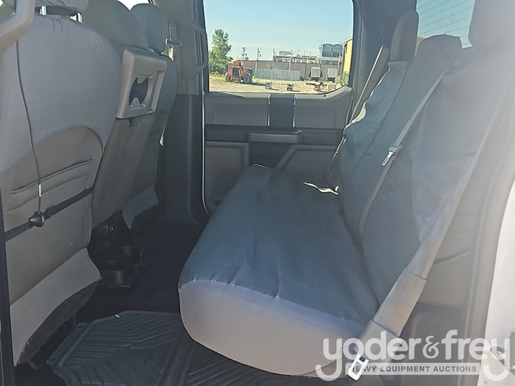 2016-ford-f150-image-18