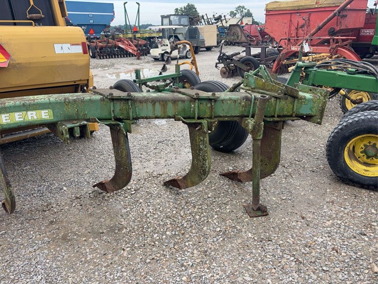 john-deere-7-image-6