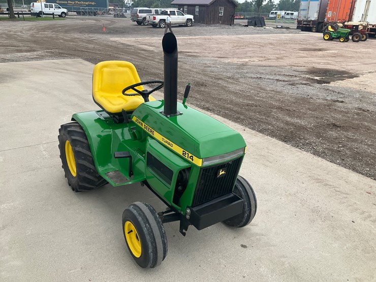 1975-john-deere-214-image-6