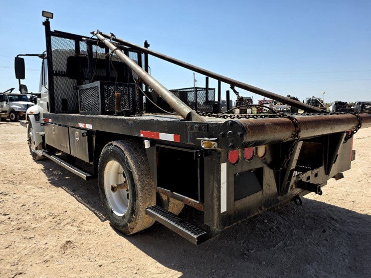 2012-international-durastar-4300-image-8