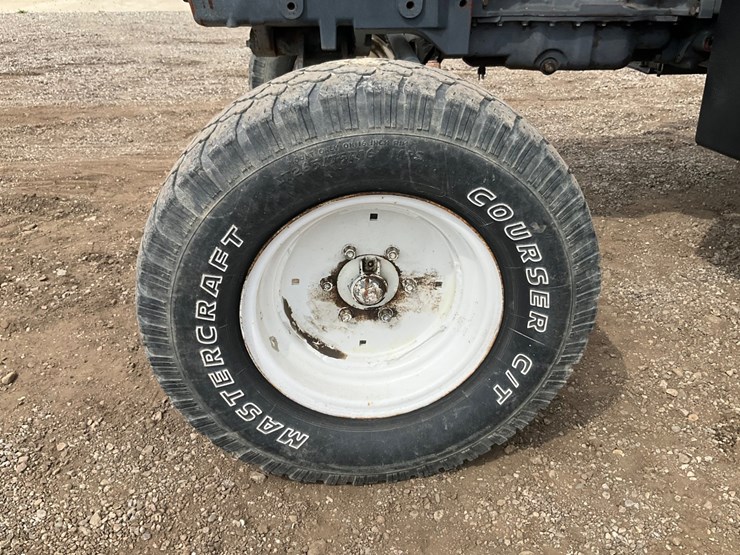 new-holland-ts100-image-13