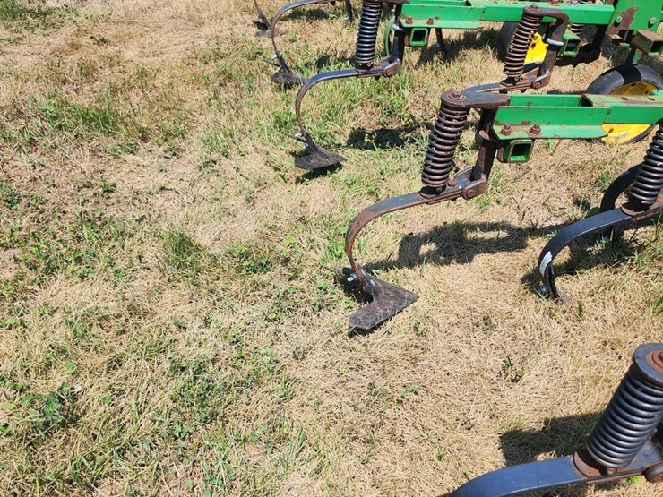 john-deere-825-image-3