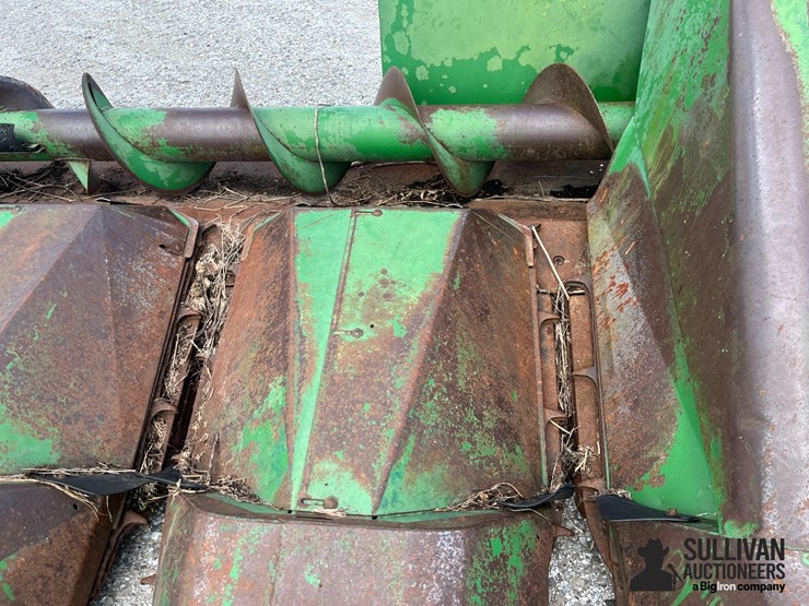 john-deere-444-image-14