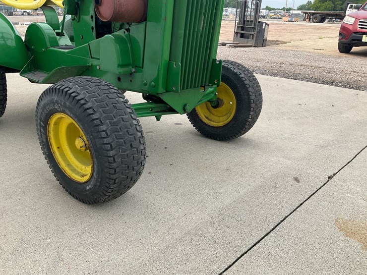 john-deere-112-image-8