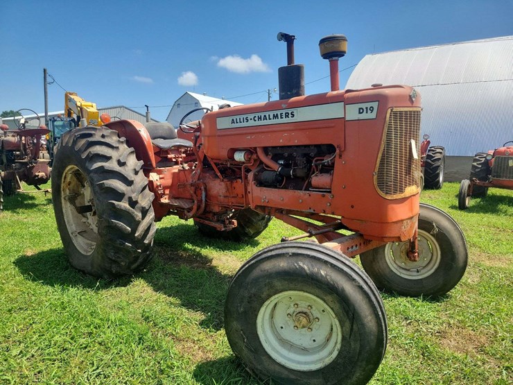 1962-allis-chalmers-d19-gas-image-1