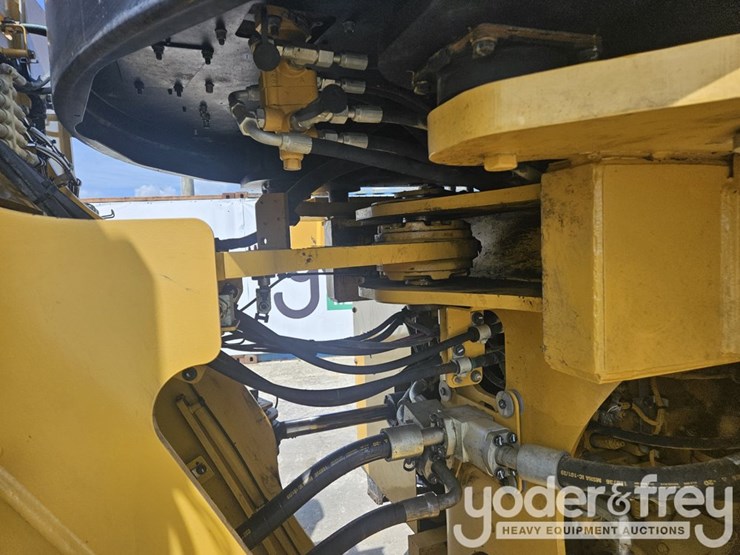 2016-caterpillar-966m-xe-image-31