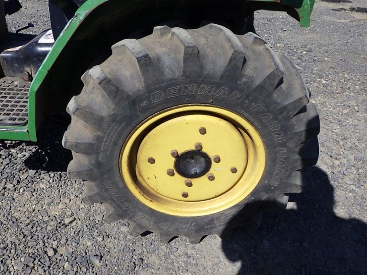 john-deere-4100-image-10