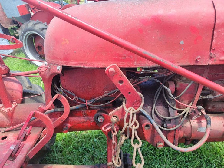 1949-farmall-cub-image-12