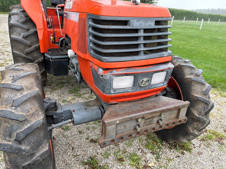 kubota-m6800-image-35