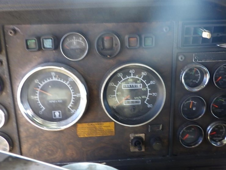1994-kenworth-w900-image-48