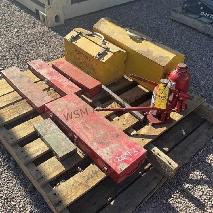 LOT OF ASST TOOLS