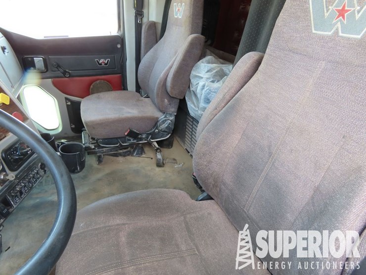 2015-western-star-4900-image-9