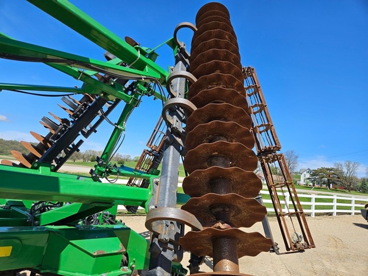 john-deere-2623vt-image-55