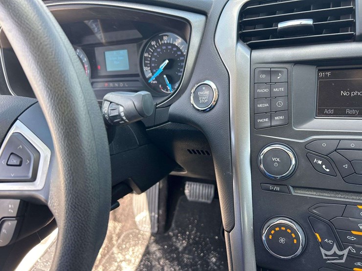 2018-ford-fusion-sedan-image-11