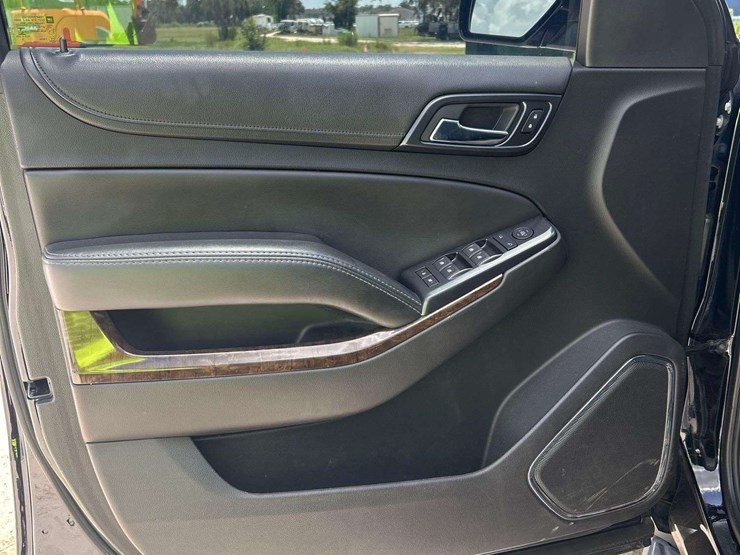 2018-chevrolet-tahoe-image-6