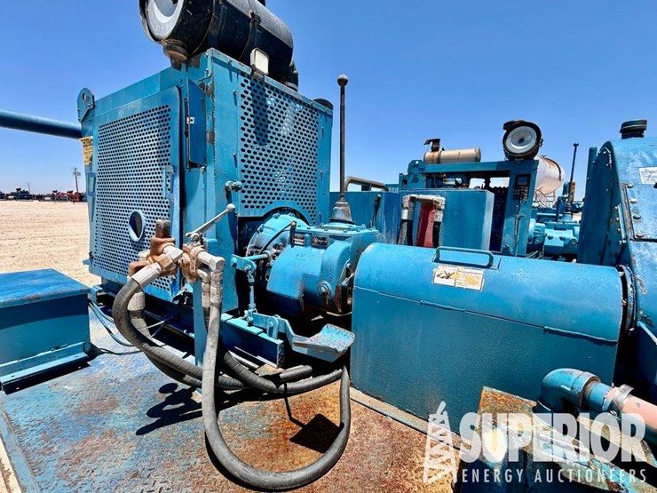 2011-cummins-qsb6.7-image-9