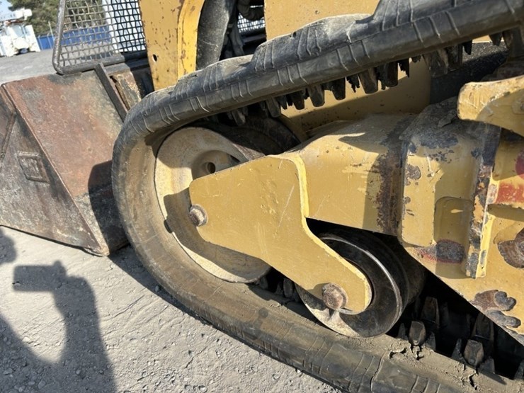 caterpillar-259b-image-11