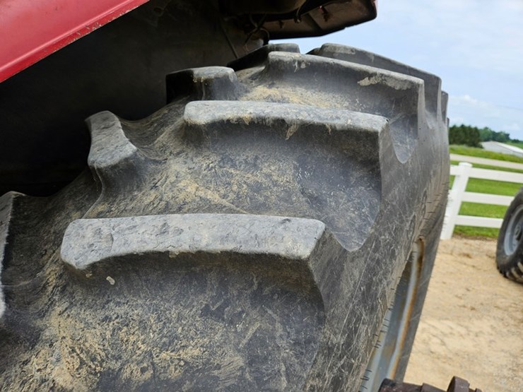 case-ih-7140-image-34