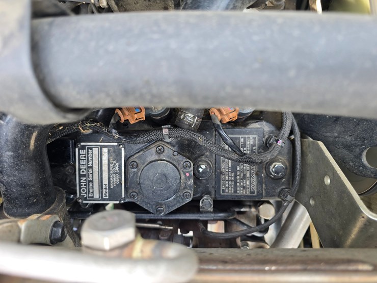 2016-john-deere-7500a-image-21