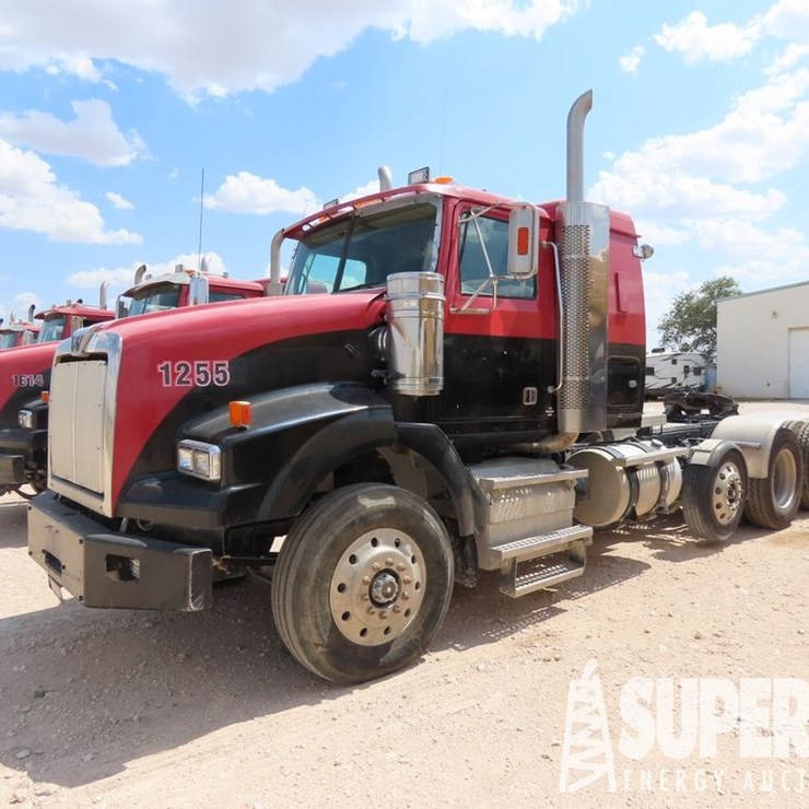 2013 WESTERN STAR 4900