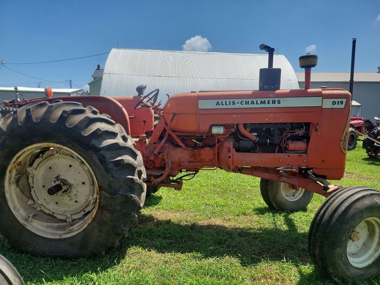 1962-allis-chalmers-d19-gas-image-2