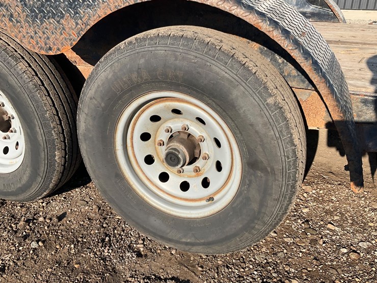 #2201-•-2017-spartan-20ch-tilt-equipment-trailer-image-19